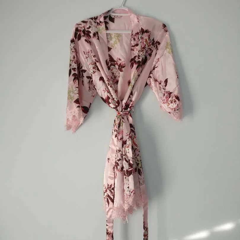 Satin Pink Floral Robe Size S/M photo 2
