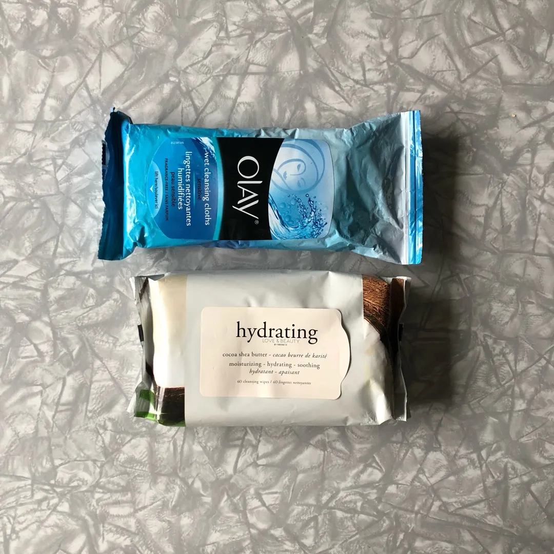 Cleansing Wipes photo 1