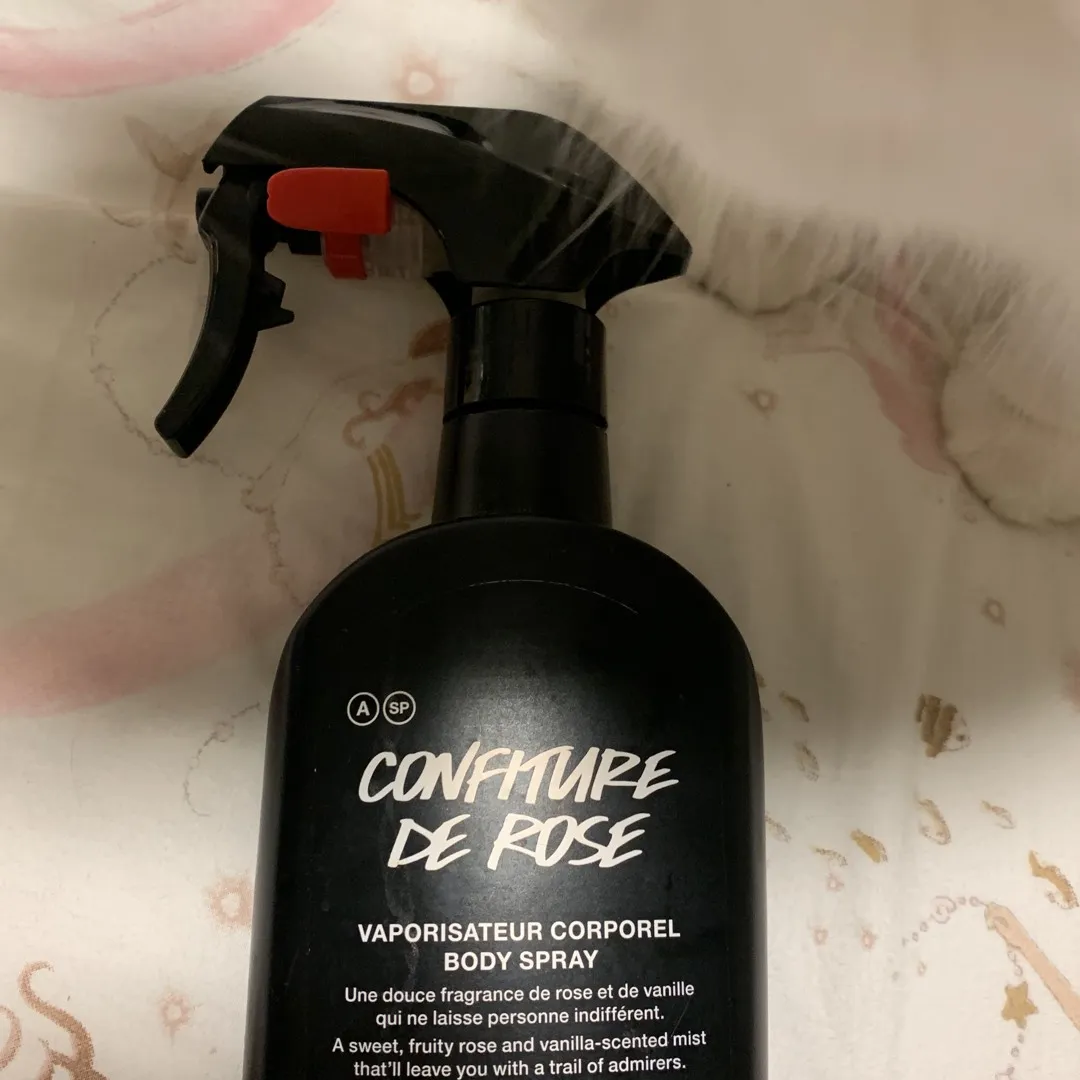 Confiture De Rose / Rose Jam Body Spray By LUSH photo 1