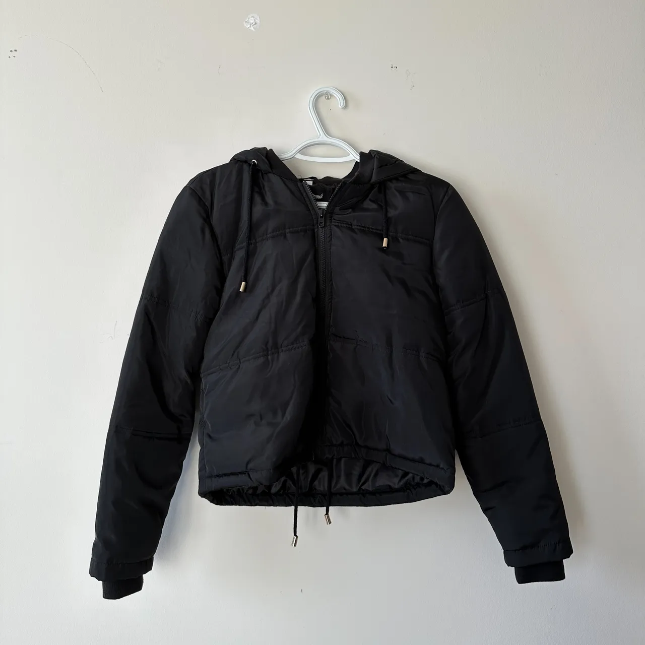 Black Short Puffer Jacket photo 1