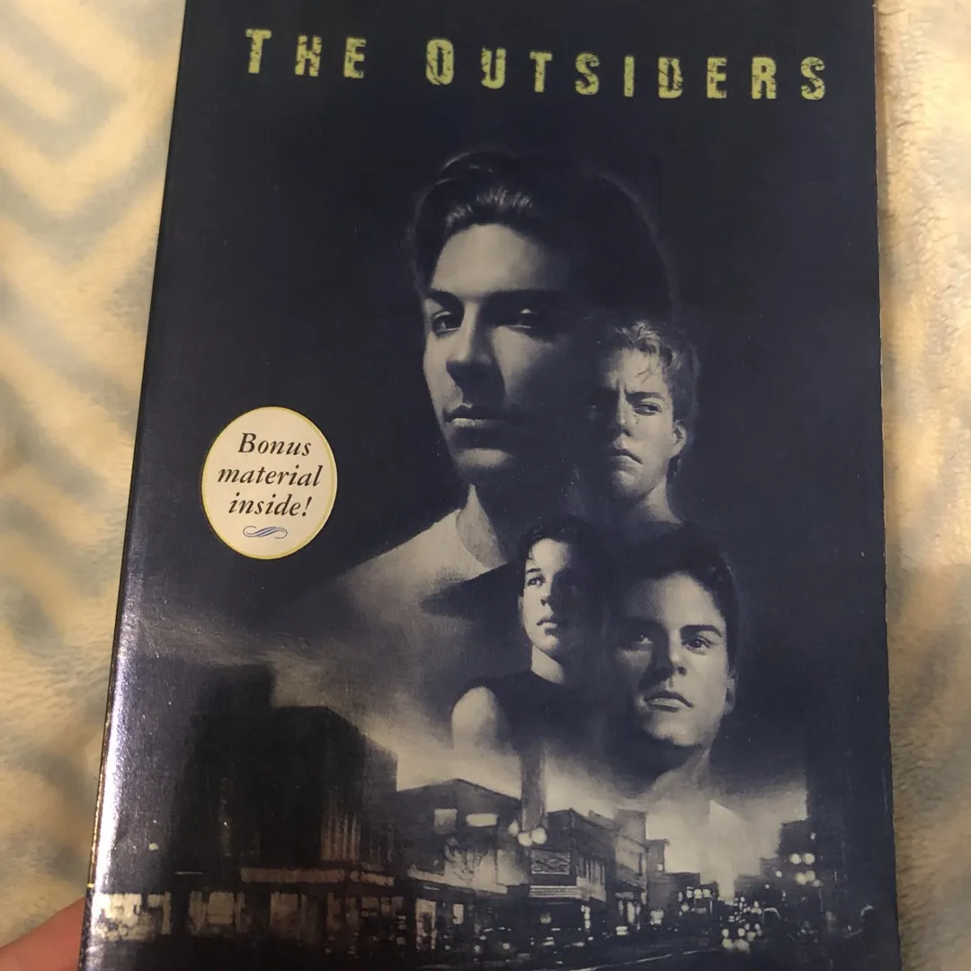 The Outsiders by SE Hinton photo 1