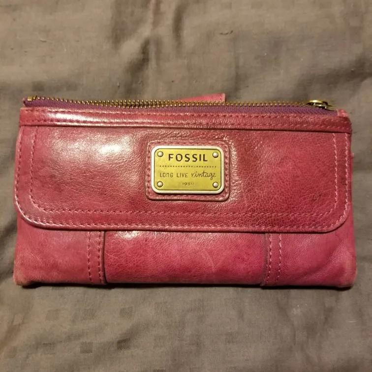 GUC - Pink Soft Leather Authentic Fossil Wallet photo 1