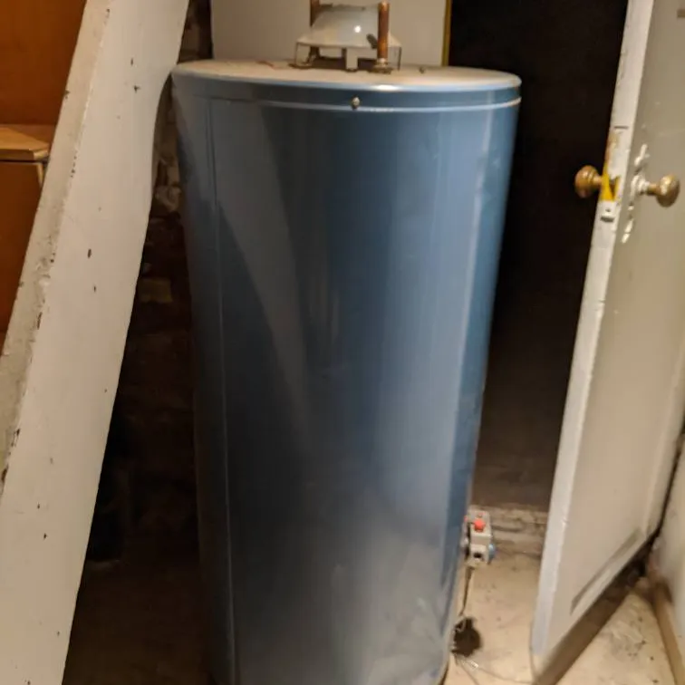 Old Water Heater photo 1