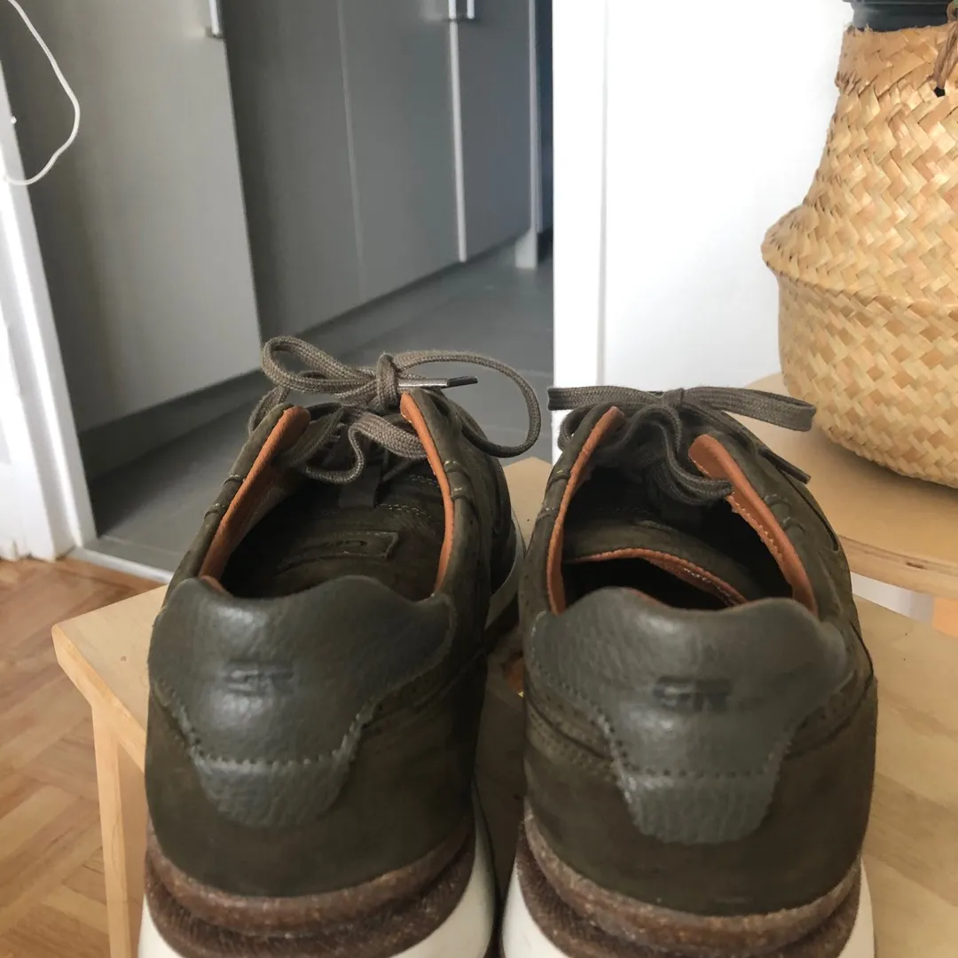 100% Leather Khaki Shoes photo 5