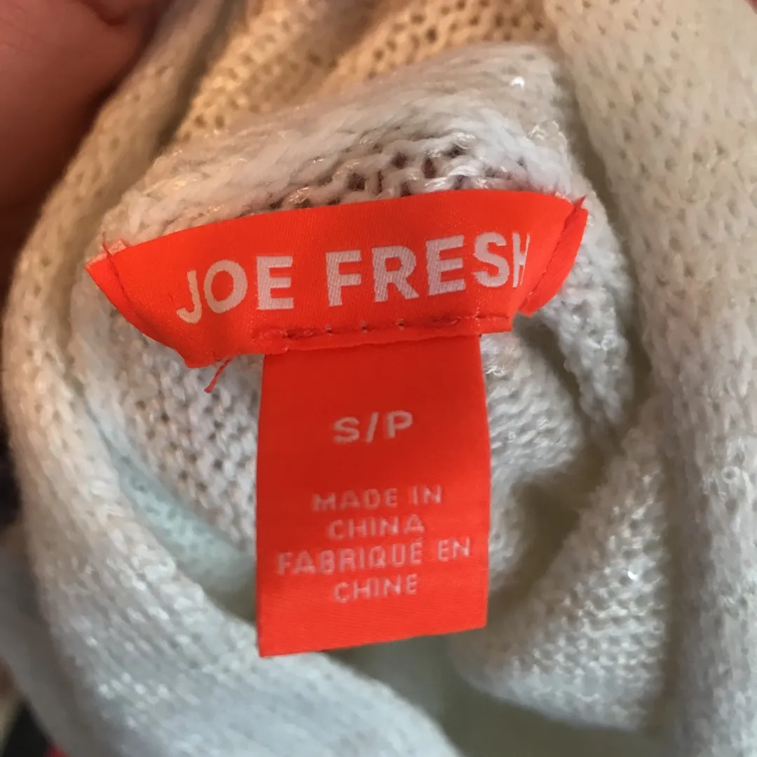 Joe Fresh White Sweater Soft And Stylish photo 7