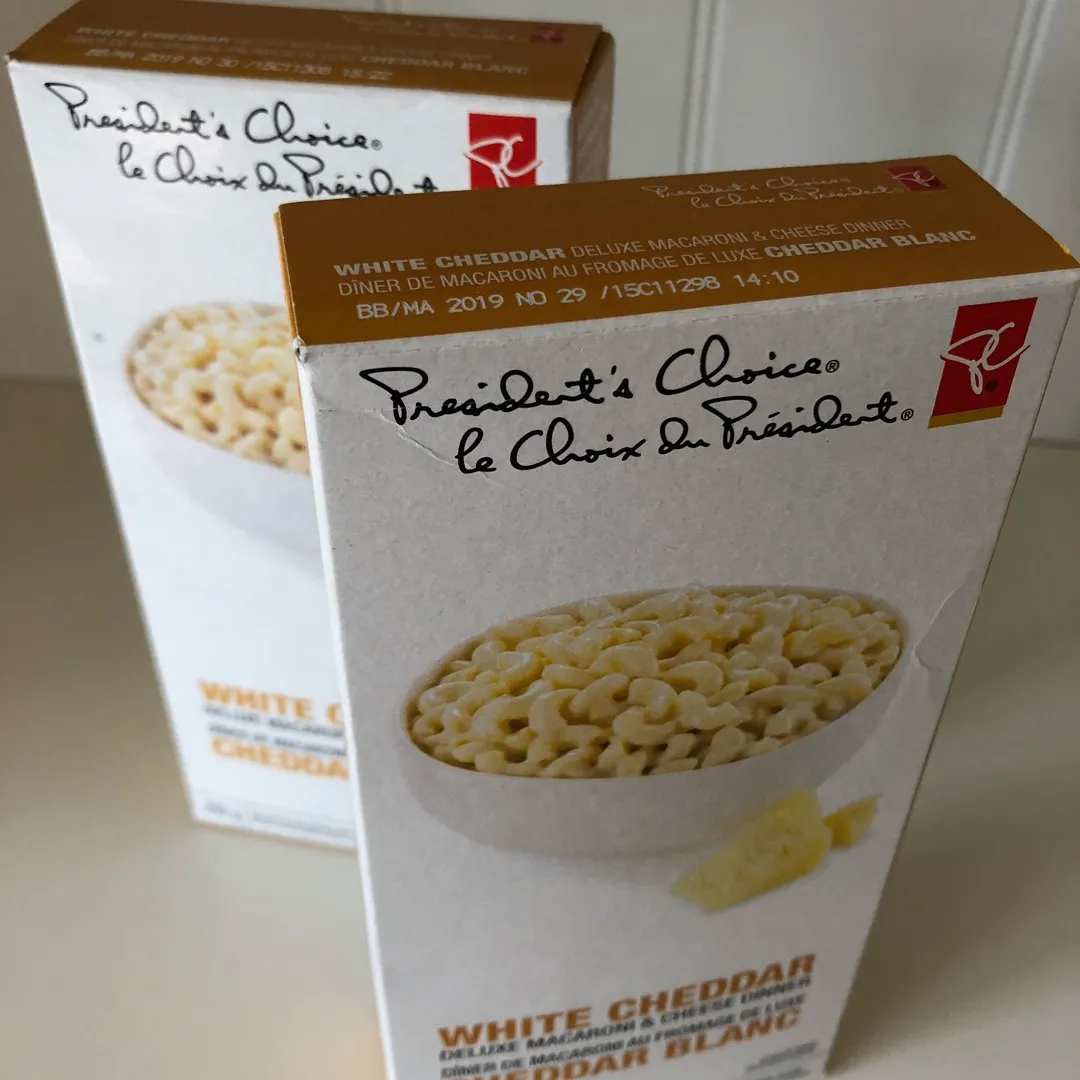 2 Boxes Of White Cheddar Mac And Cheese photo 4