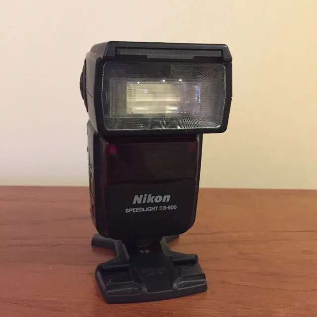 Nikon Speedlight SB-600 photo 1