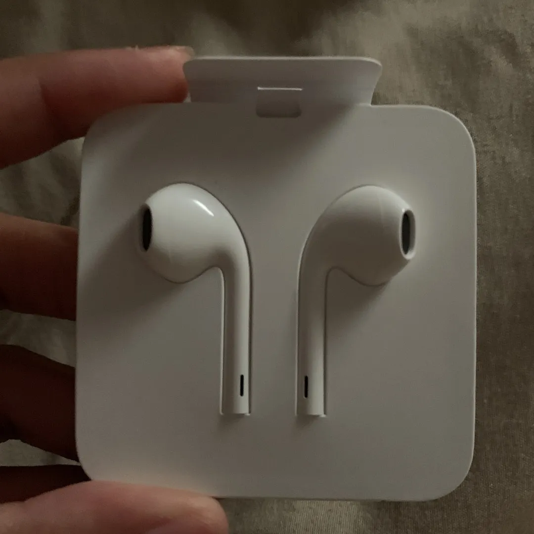 Brand New Apple Headphones photo 1