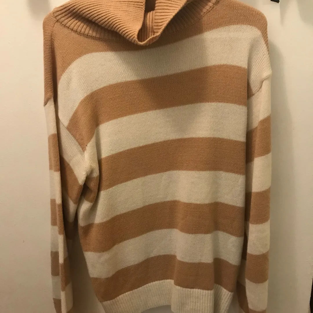 Men’s Striped sweater photo 1