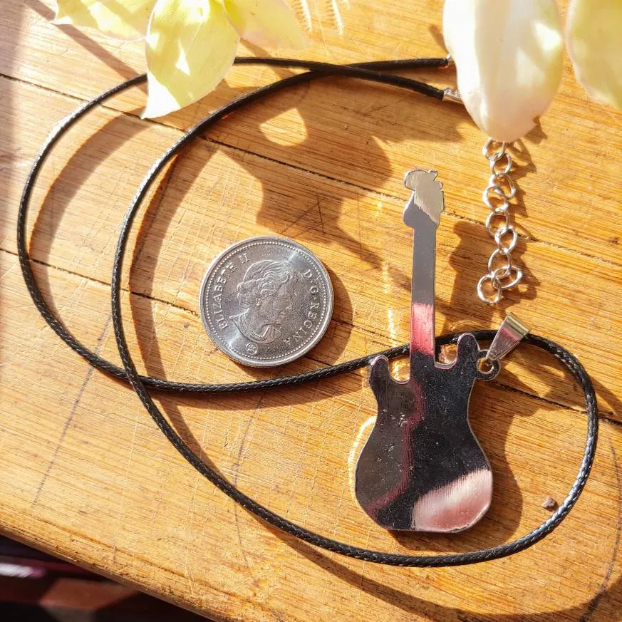 GUITAR SS NECKLACE photo 4