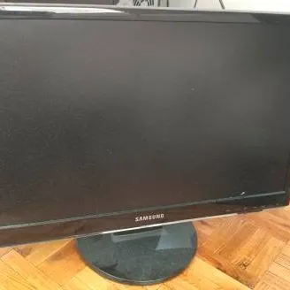 Samsung LCD 24" Monitor, Needs Power Cable photo 1