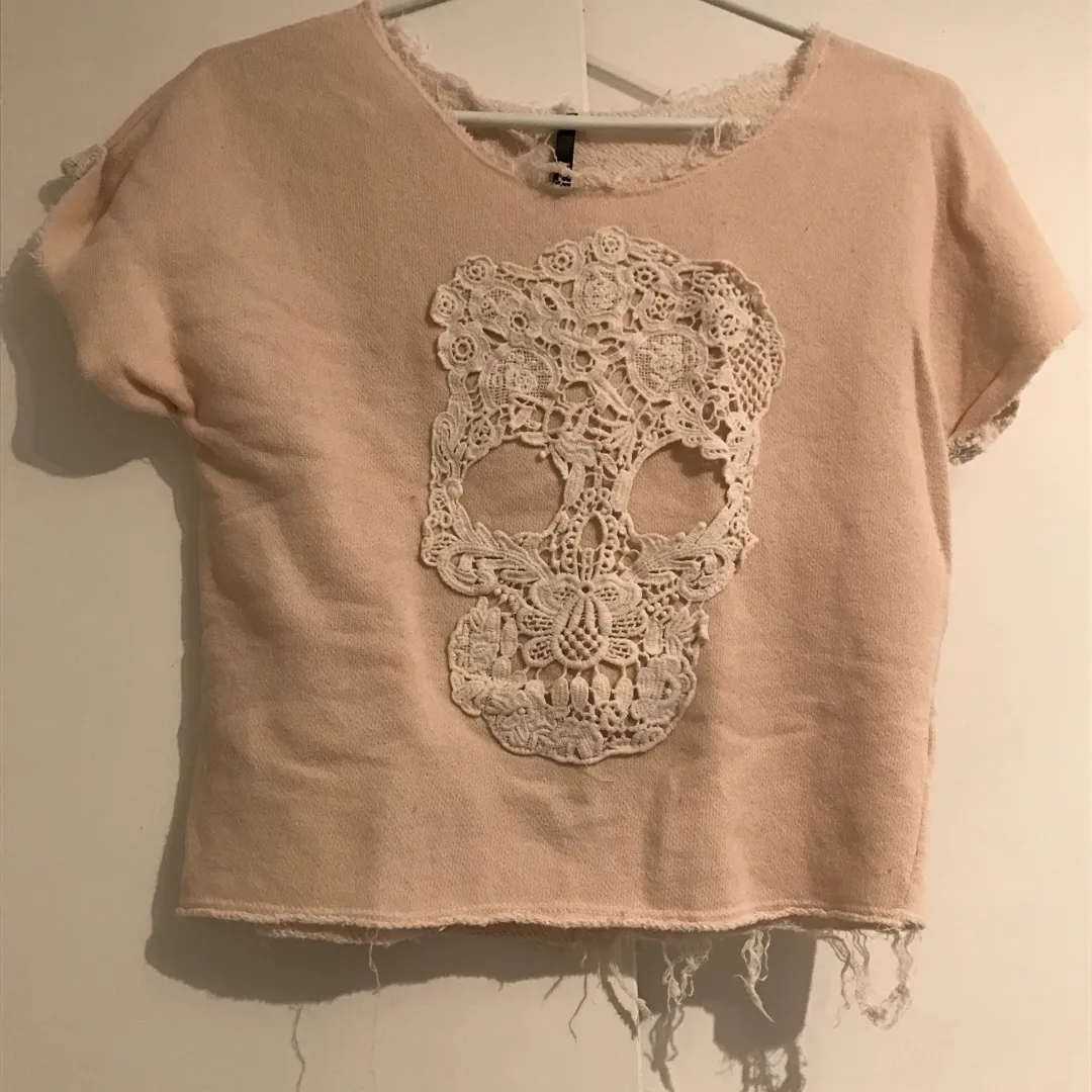 Super Cute Skull Crop Shirt photo 1