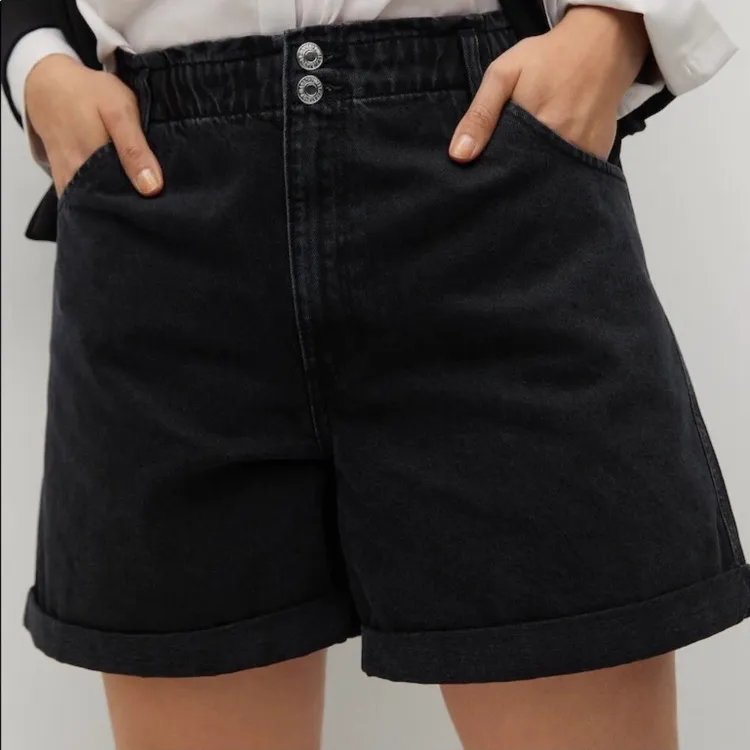 Mango Paperbag Shorts Size 16 photo 1