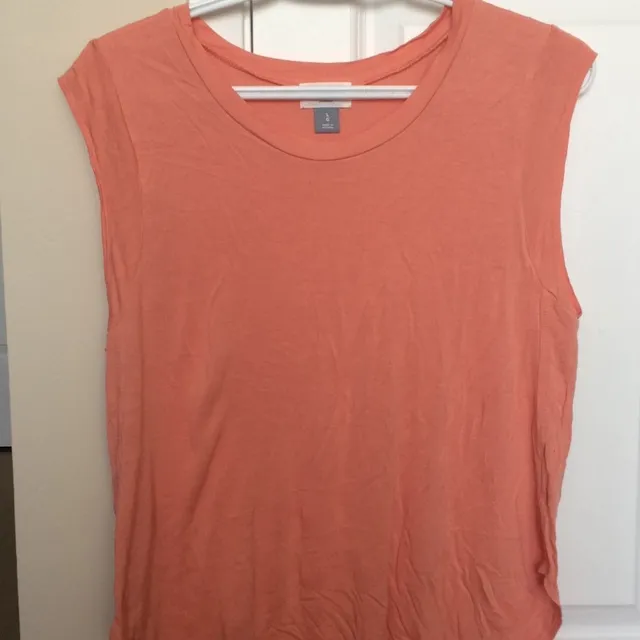 Old Navy Short Sleeve Large Top photo 1