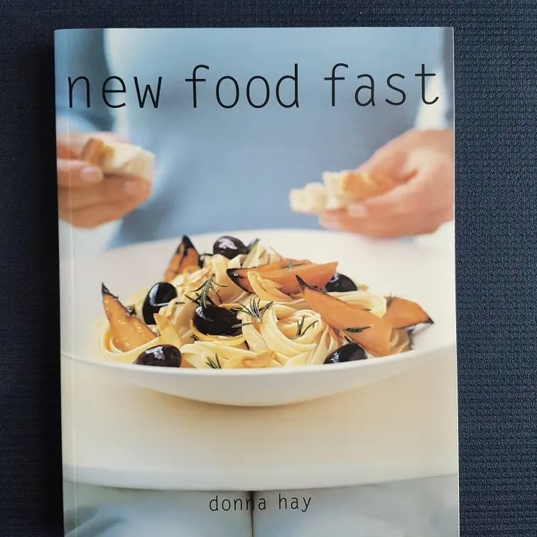 Donna Hay - New Food Fast Cookbook photo 1