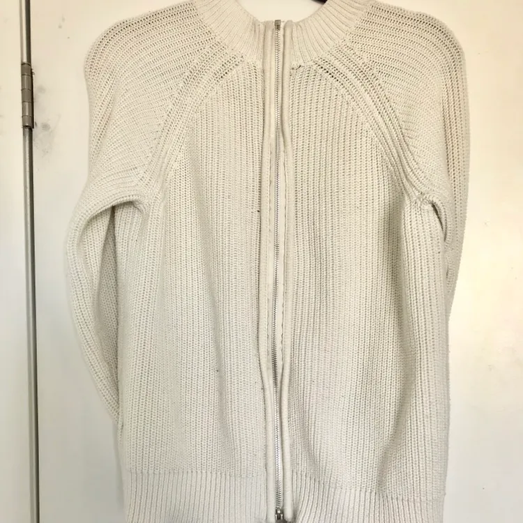 White H&M Sweater With Zipper photo 3