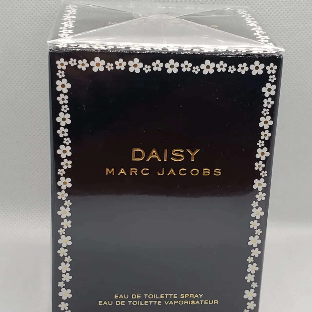 Marc Jacobs Daisy Perfume  photo 1