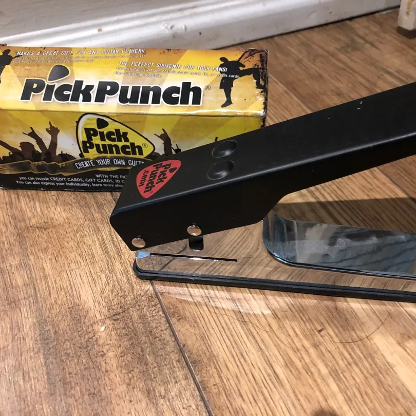 Pick Punch photo 1