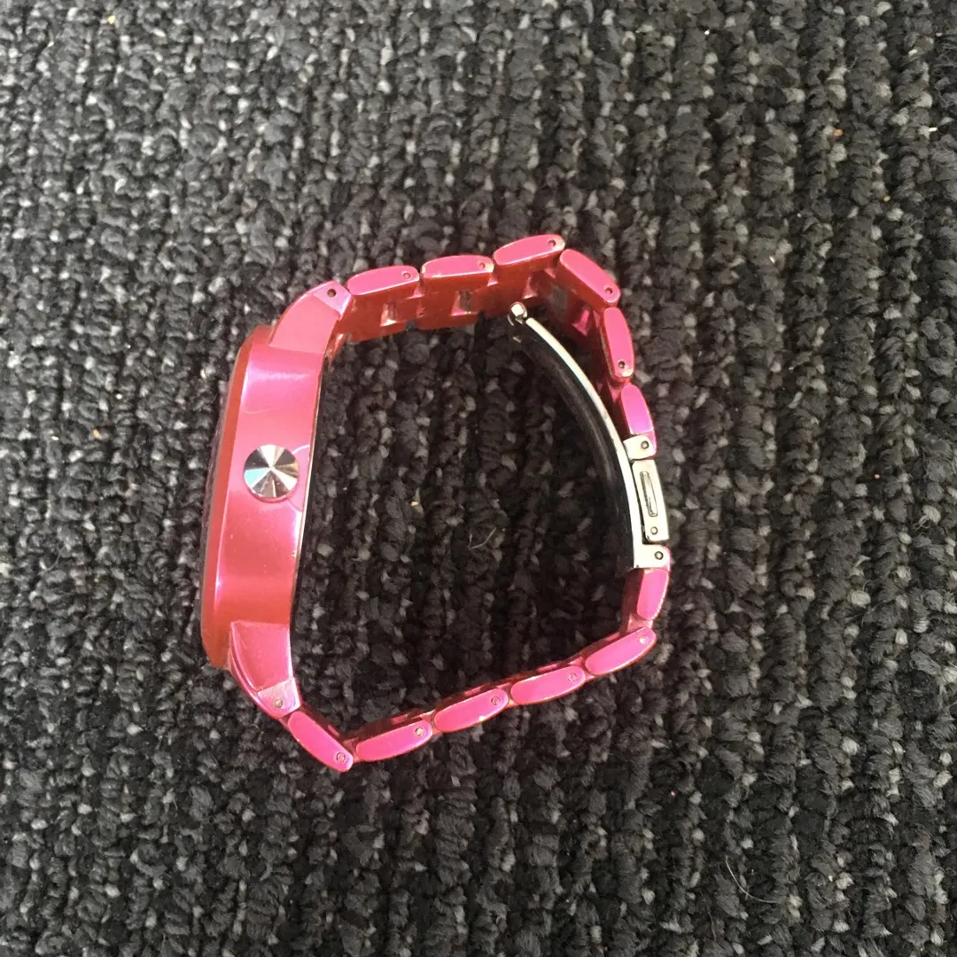 AUTHENTIC STEVE MADDEN WATCH - PINK photo 3