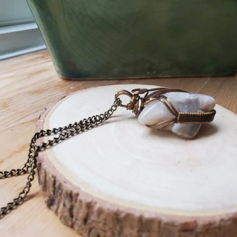 Handmade Agate Stone Necklace photo 4