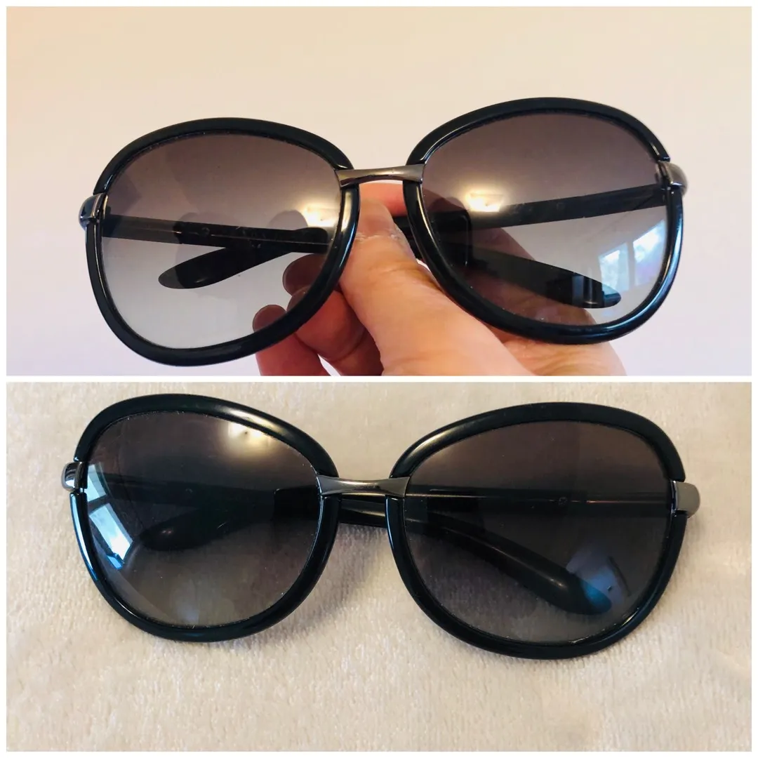 Prada Black Sunglasses photo 1