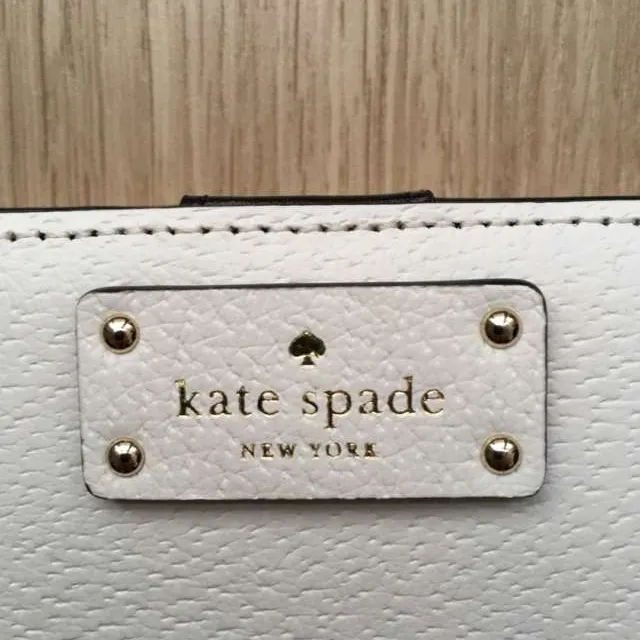 Kate Spade Wallet photo 1