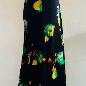 1970s meets great Gatsby black vibrant floral print poly maxi... photo 4
