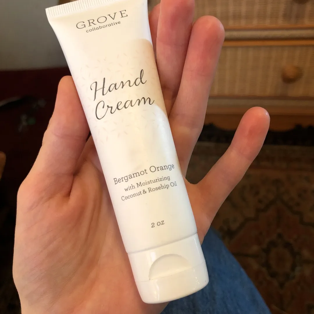 Nice Smelling Hand Cream photo 1