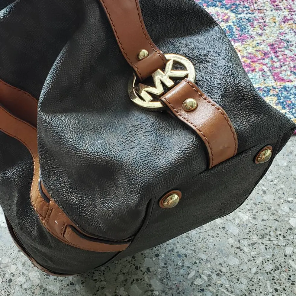 Michael Kors Leather Logo Weekender Bag photo 8