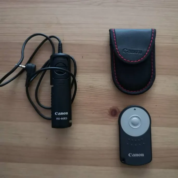 Canon Wireless And Wired Remote Triggers photo 1