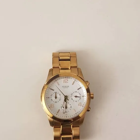 Rose Gold Guess Watch photo 1