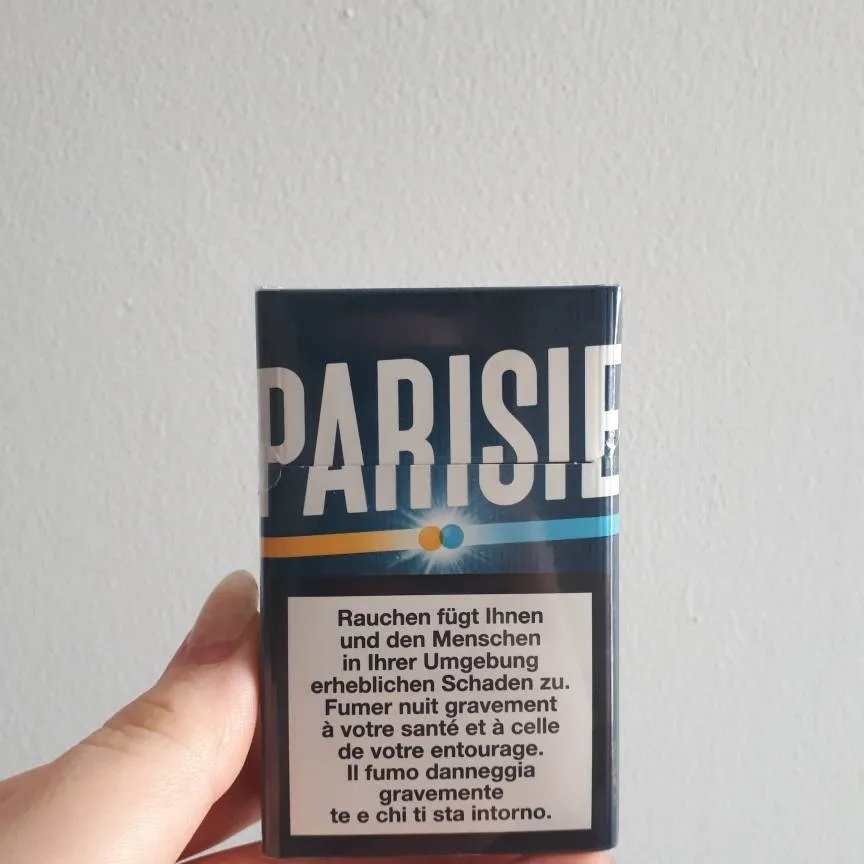 Pack Of Swiss Menthol/Pineapple Flavoured Cigarettes photo 1