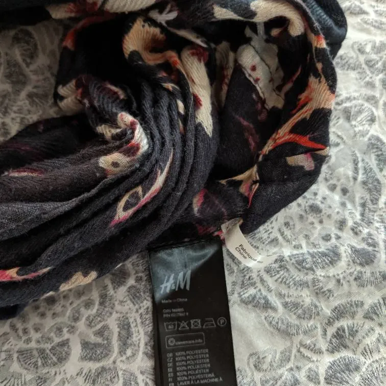 H&M Floral Infinity Scarf photo 3