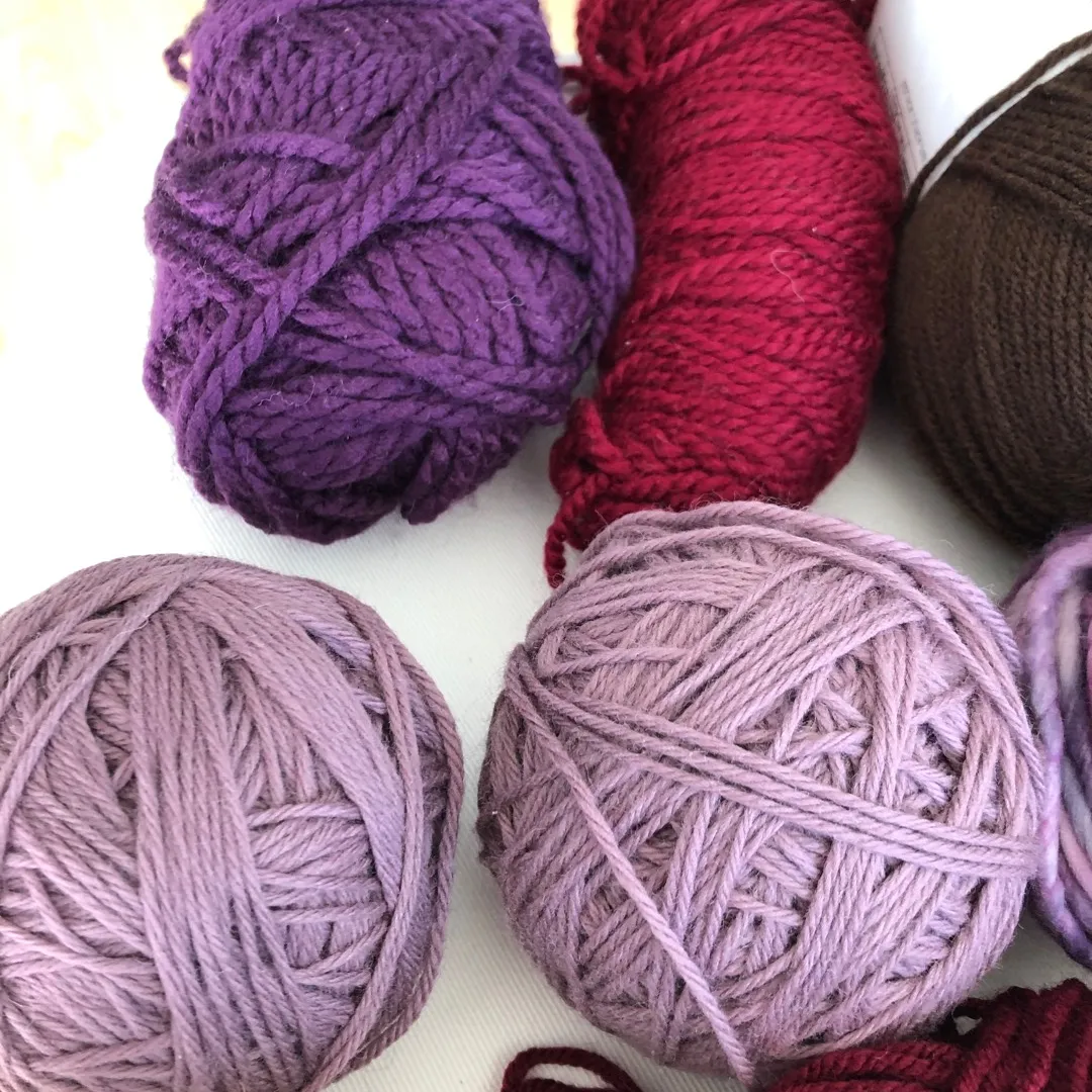 Light Purple Wool Yarn photo 1