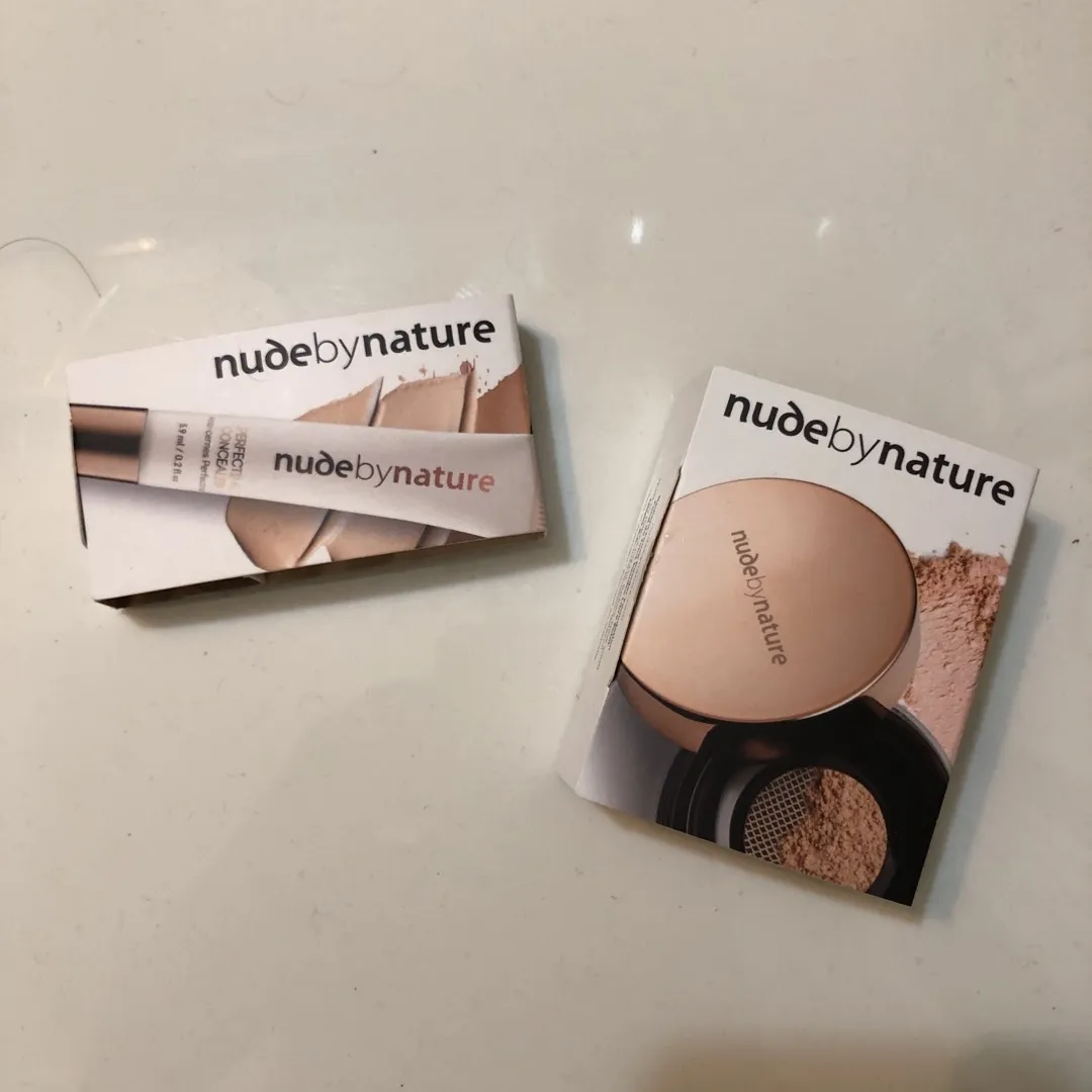Nude By Nature Concealer And Powder Foundation photo 1