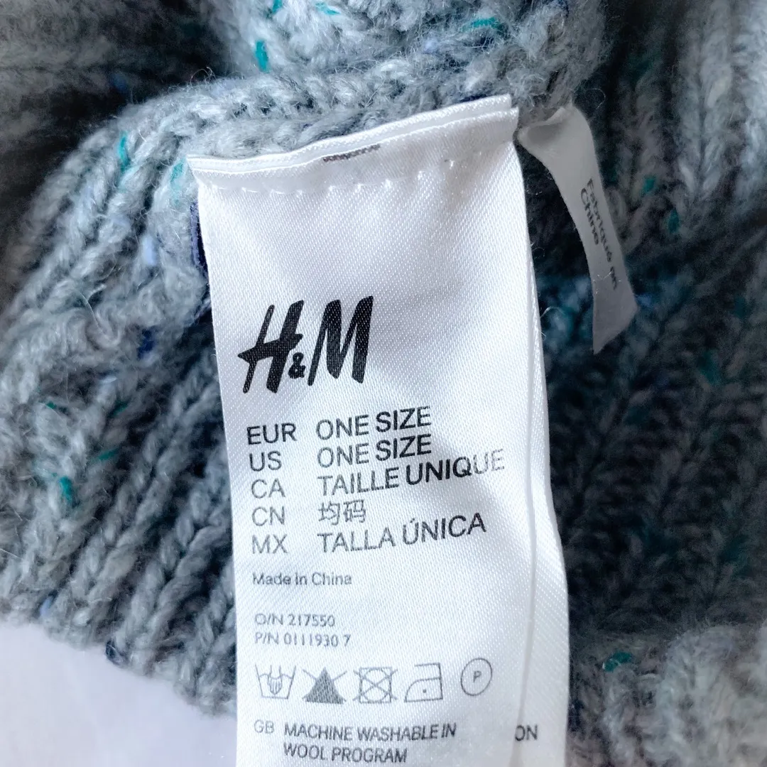 H&M Grey Acrylic-wool Blend Beanie With Green And Black Specks photo 3