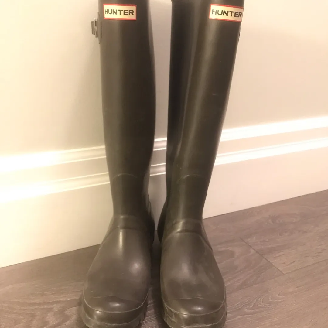 Hunter Rain Boots - Size US 8 - Dark Grey/Black photo 1
