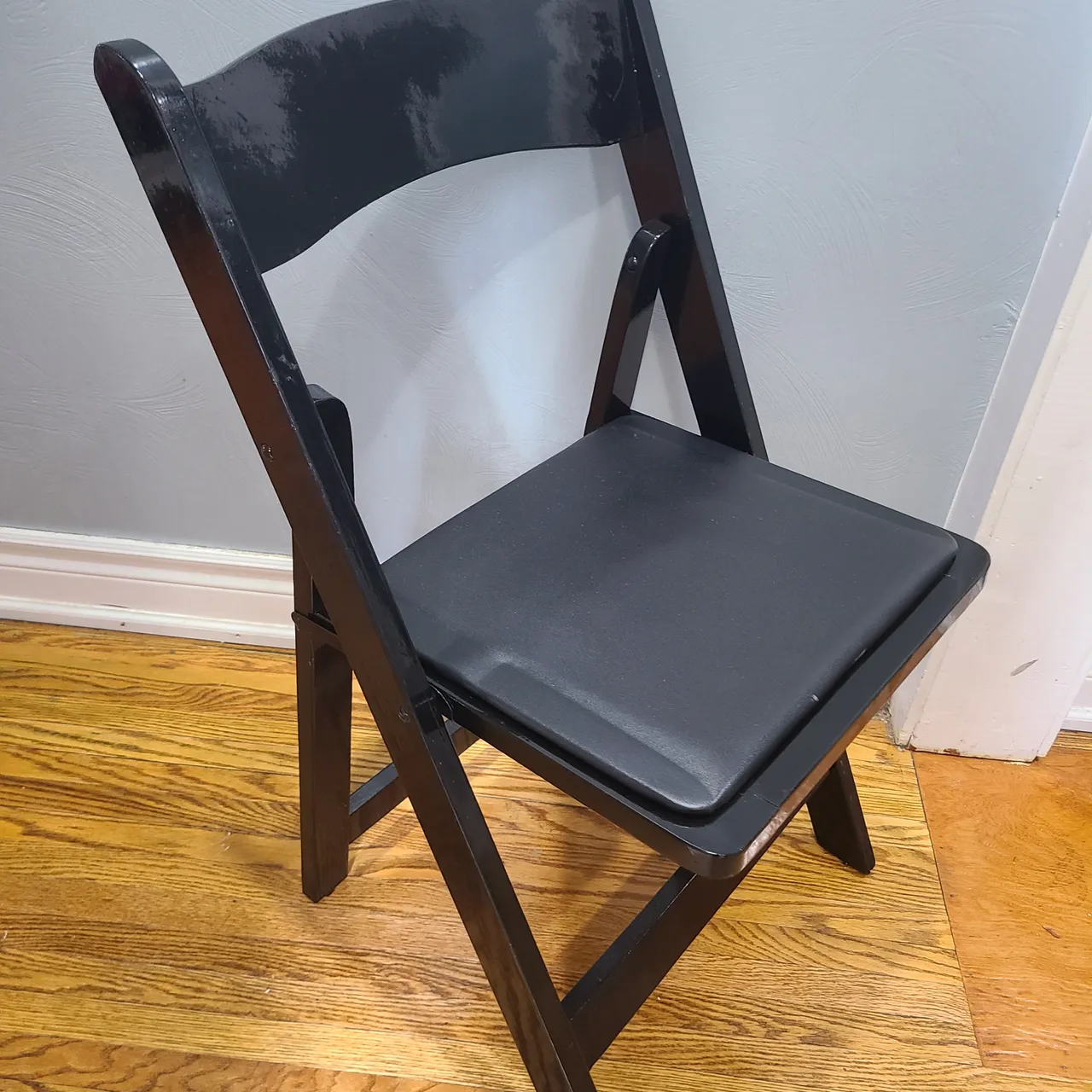 Wooden Chairs - Foldable Black Chairs (9 available) photo 4