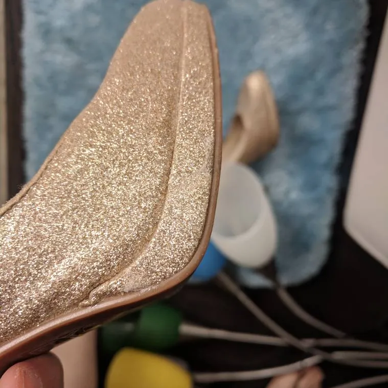 Sparkly Gold Heels Size 7.5 photo 5
