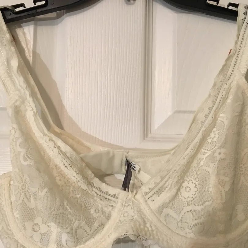 Traded Aerie Unlined Plunge photo 1