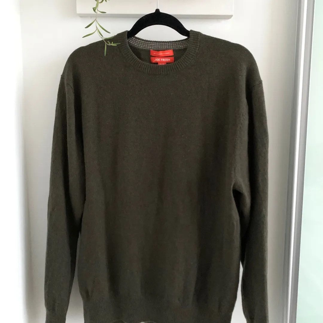 100% Cashmere Sweater - Men’s XL photo 1