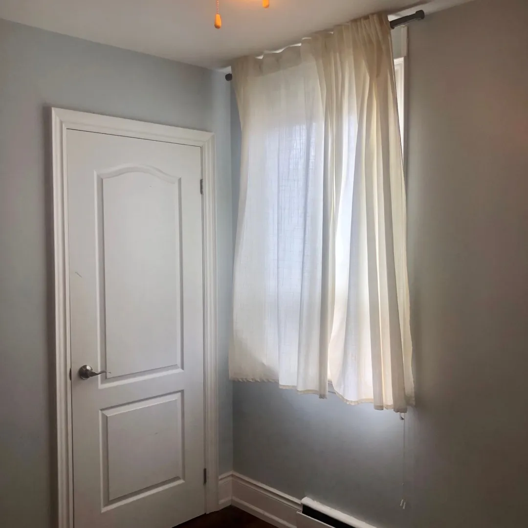 1 Bedroom For Rent $700 - Female Only photo 5