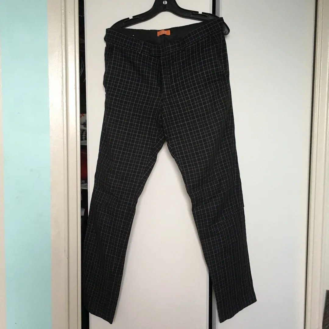 Men’s Joe Fresh Grid Pants Size 32 photo 3