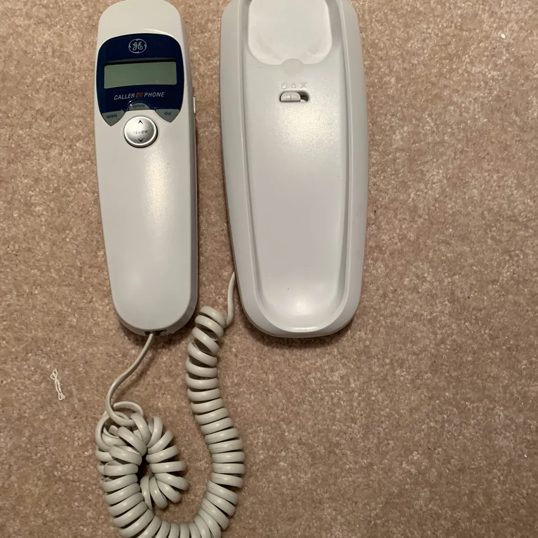 Cord Phone With Caller ID photo 3