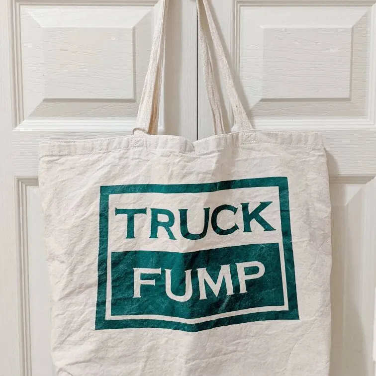 TRUCK FUMP Tote🖕🤪 photo 1