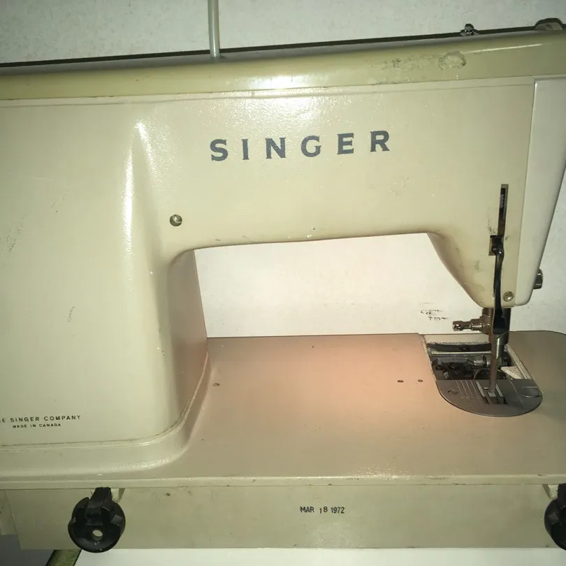 Sewing Machine: Singer photo 1