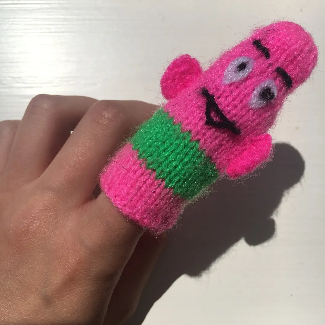 Patrick Star Finger Puppet (Free with Trade) photo 3