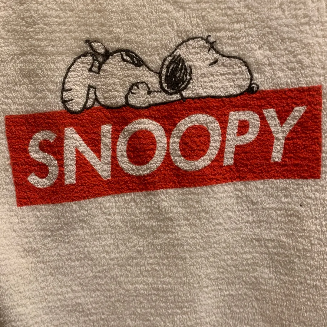 Snoopy Sweater Brand New photo 4