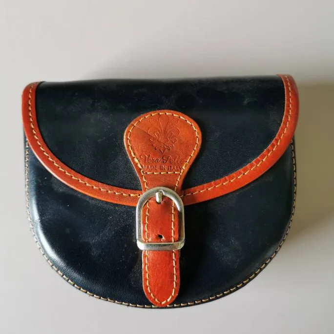 Italian Leather Handbag photo 1