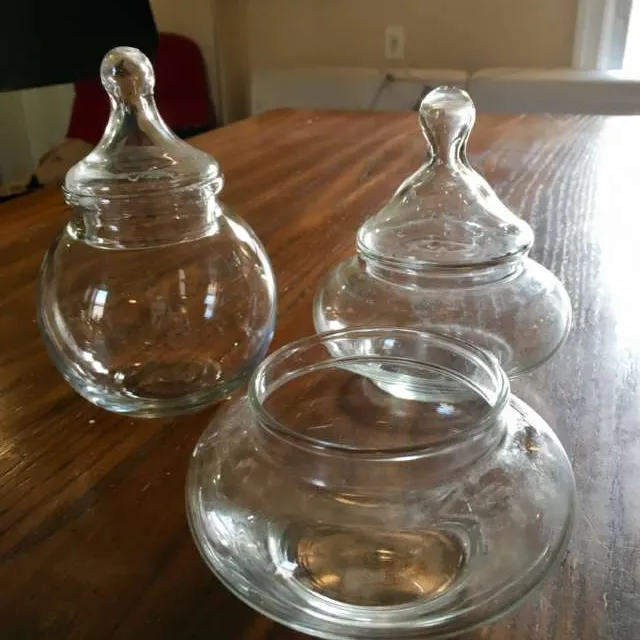 Various Glass Bowls With Lid photo 1